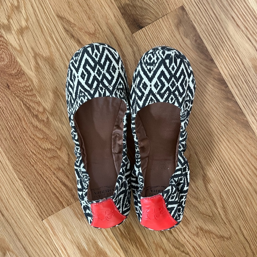 Lucky Brand Erin 2 Tribal Print Ballet Flats
